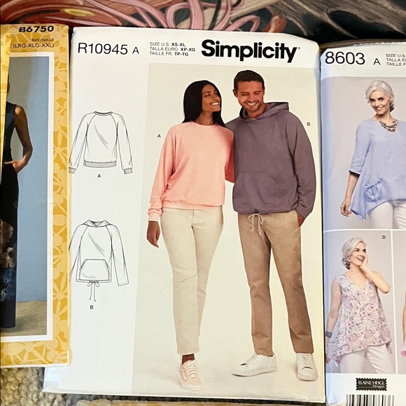 Assorted Sewing Patterns Collection - Picture 8 of 9